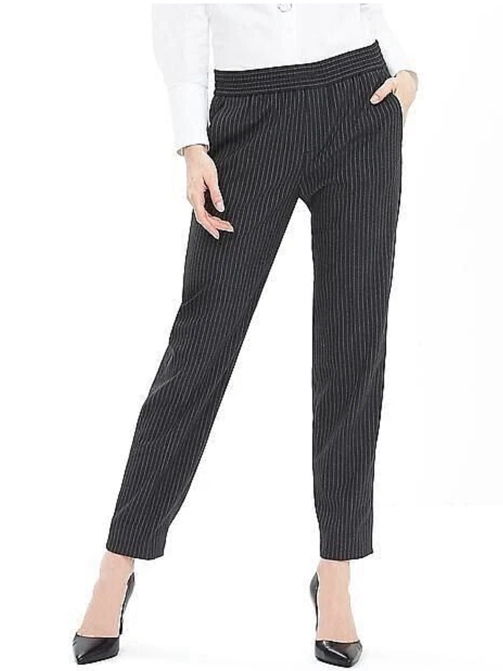 NWOT Banana Republic Gray Pinstripe Pull On Tapered Pants Size 0 Petite